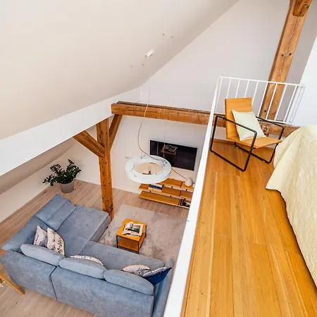 Brand New Luxury Two-level In Old Town