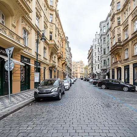 Brand New Luxury Two-level In Old Town *