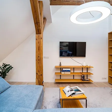Brand New Luxury Two-level In Old Town Apartamento *