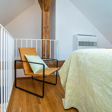 Apartamento Brand New Luxury Two-level In Old Town Praga