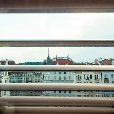 Brand New Luxury Two-level In Old Town Appartement *